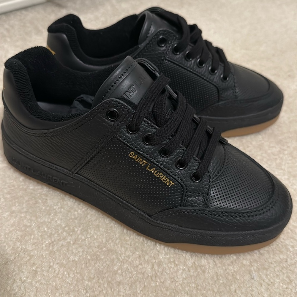 *SOLD* YSL Saint Laurent SL61 Low Top Sneaker